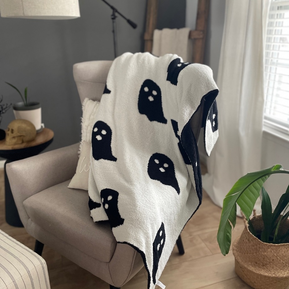 Luxury ghost blanket